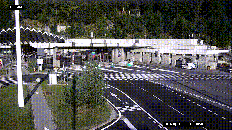 Webcam au péage du tunnel du Mont-Blanc, côté entrée France à Chamonix, au bout de l'A40