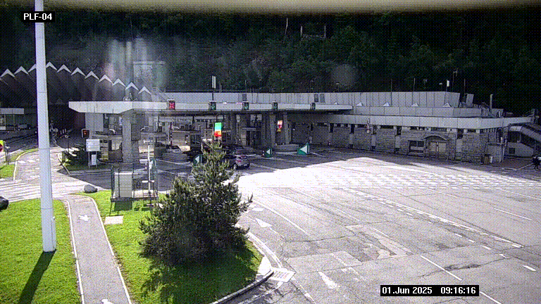 Webcam au péage du tunnel du Mont-Blanc, côté entrée France à Chamonix, au bout de l'A40