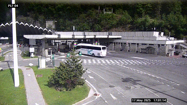 Webcam au péage du tunnel du Mont-Blanc, côté entrée France à Chamonix, au bout de l'A40