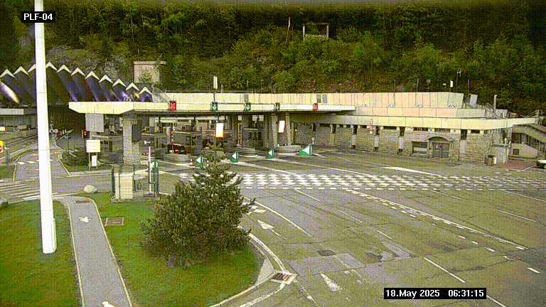 Webcam au péage du tunnel du Mont-Blanc, côté entrée France à Chamonix, au bout de l'A40