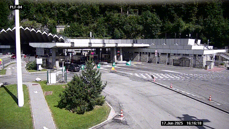 Webcam au péage du tunnel du Mont-Blanc, côté entrée France à Chamonix, au bout de l'A40