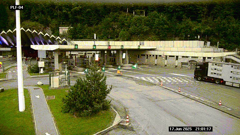 Webcam au péage du tunnel du Mont-Blanc, côté entrée France à Chamonix, au bout de l'A40