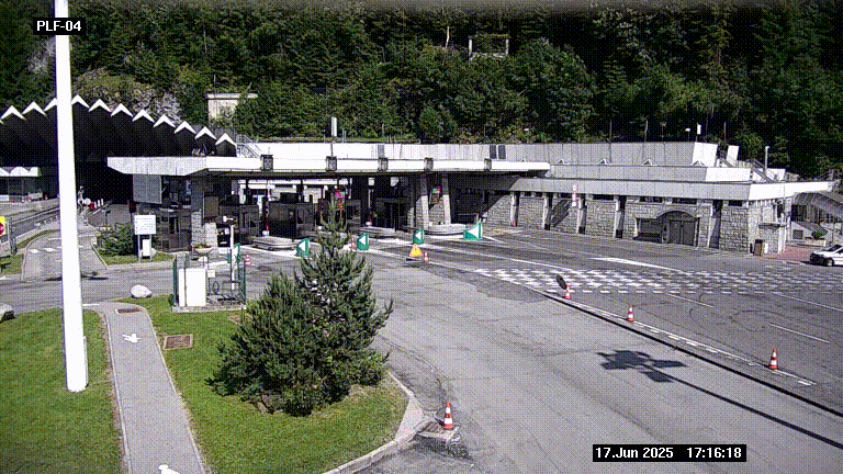Webcam au péage du tunnel du Mont-Blanc, côté entrée France à Chamonix, au bout de l'A40