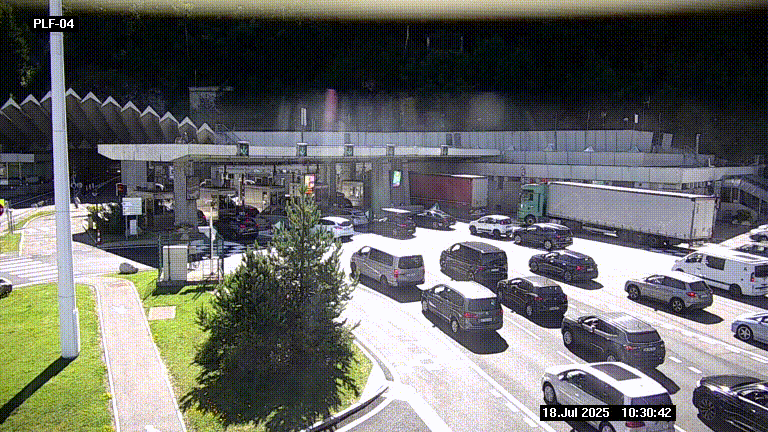 Webcam au péage du tunnel du Mont-Blanc, côté entrée France à Chamonix, au bout de l'A40