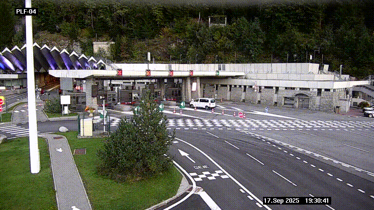 Webcam au péage du tunnel du Mont-Blanc, côté entrée France à Chamonix, au bout de l'A40
