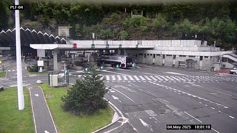 Webcam au péage du tunnel du Mont-Blanc, côté entrée France à Chamonix, au bout de l'A40