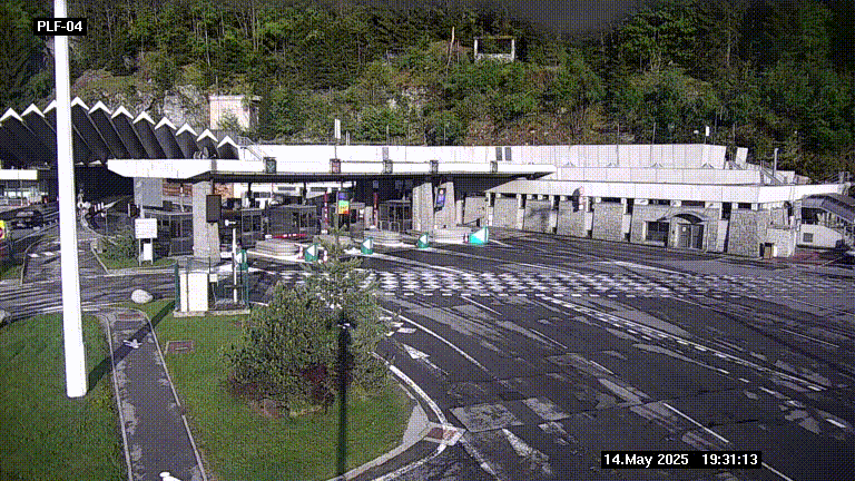 Webcam au péage du tunnel du Mont-Blanc, côté entrée France à Chamonix, au bout de l'A40