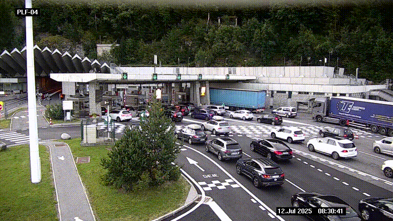 Webcam au péage du tunnel du Mont-Blanc, côté entrée France à Chamonix, au bout de l'A40