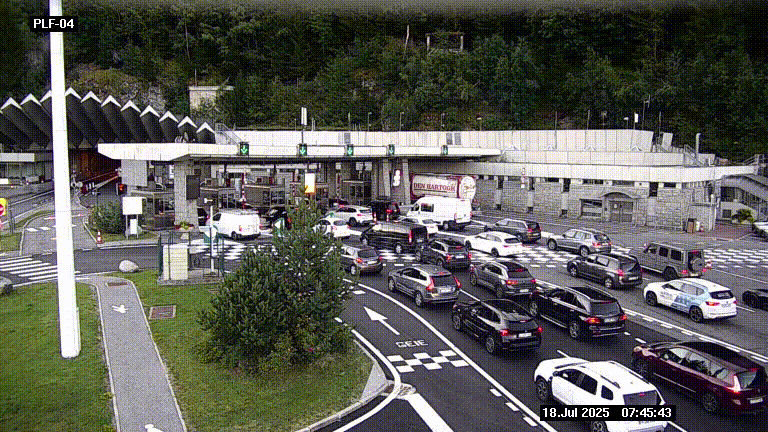Webcam au péage du tunnel du Mont-Blanc, côté entrée France à Chamonix, au bout de l'A40