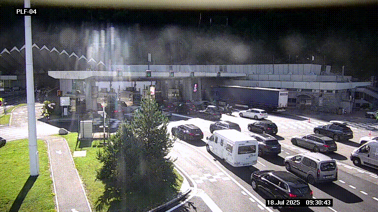 Webcam au péage du tunnel du Mont-Blanc, côté entrée France à Chamonix, au bout de l'A40