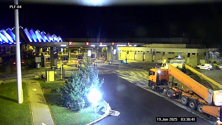 Webcam au péage du tunnel du Mont-Blanc, côté entrée France à Chamonix, au bout de l'A40