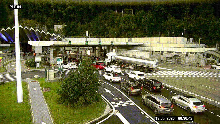 <h2>Webcam au péage du tunnel du Mont-Blanc, côté entrée France à Chamonix, au bout de l'A40</h2>
