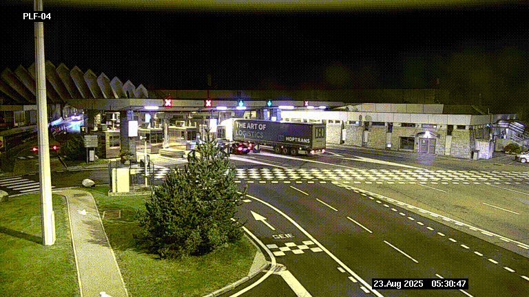 Webcam au péage du tunnel du Mont-Blanc, côté entrée France à Chamonix, au bout de l'A40