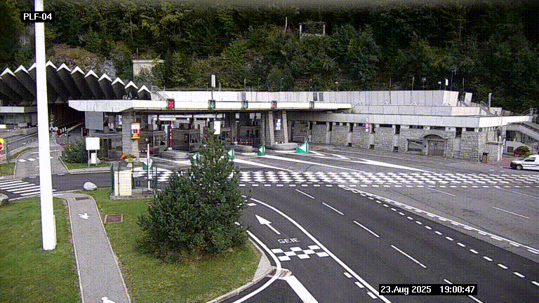 Webcam au péage du tunnel du Mont-Blanc, côté entrée France à Chamonix, au bout de l'A40
