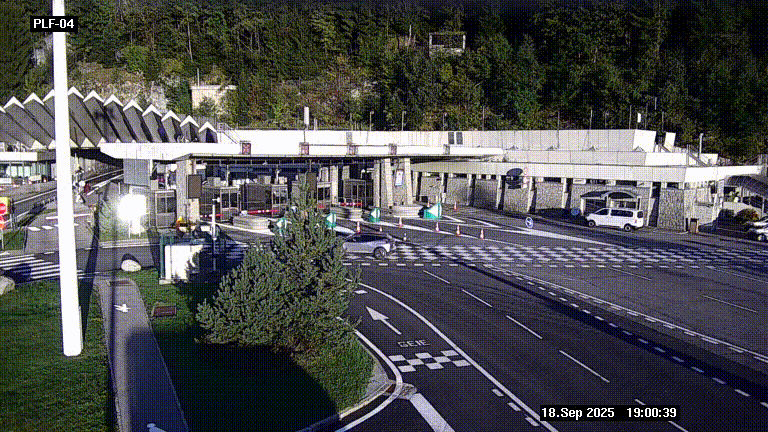 <h2>Webcam au péage du tunnel du Mont-Blanc, côté entrée France à Chamonix, au bout de l'A40</h2>