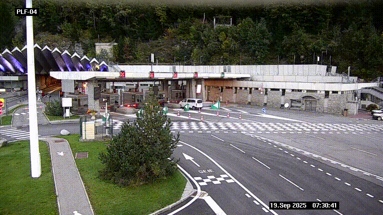 Webcam au péage du tunnel du Mont-Blanc, côté entrée France à Chamonix, au bout de l'A40