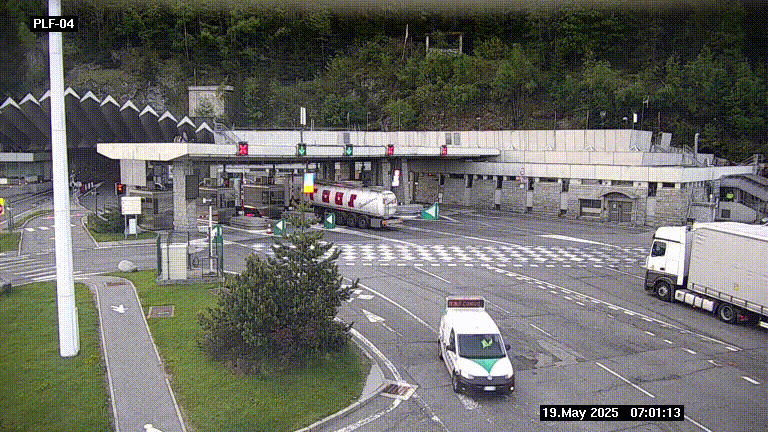 Webcam au péage du tunnel du Mont-Blanc, côté entrée France à Chamonix, au bout de l'A40