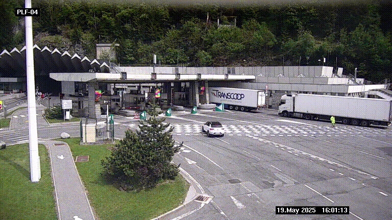 Webcam au péage du tunnel du Mont-Blanc, côté entrée France à Chamonix, au bout de l'A40