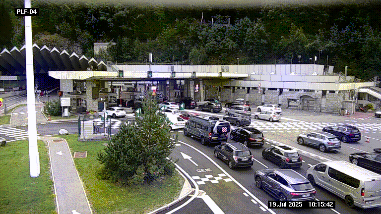 Webcam au péage du tunnel du Mont-Blanc, côté entrée France à Chamonix, au bout de l'A40