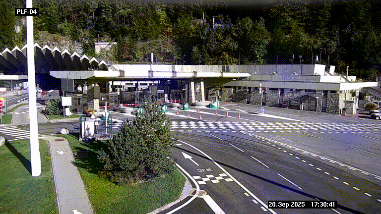 Webcam au péage du tunnel du Mont-Blanc, côté entrée France à Chamonix, au bout de l'A40