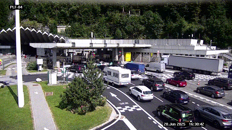 Webcam au péage du tunnel du Mont-Blanc, côté entrée France à Chamonix, au bout de l'A40