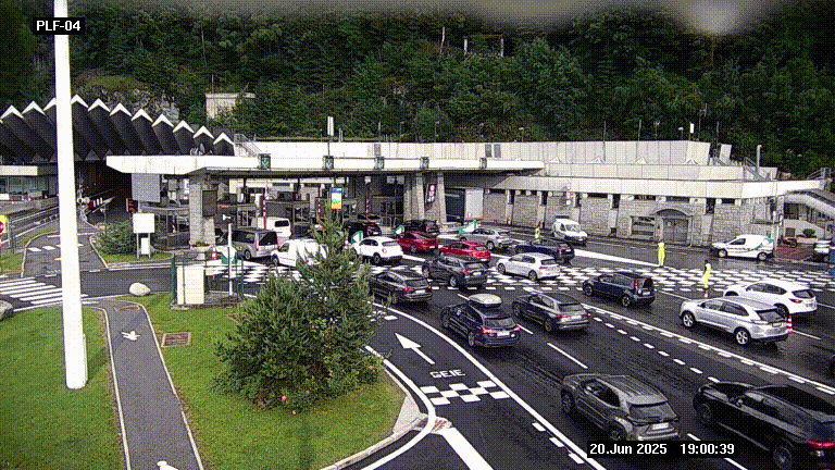 Webcam au péage du tunnel du Mont-Blanc, côté entrée France à Chamonix, au bout de l'A40
