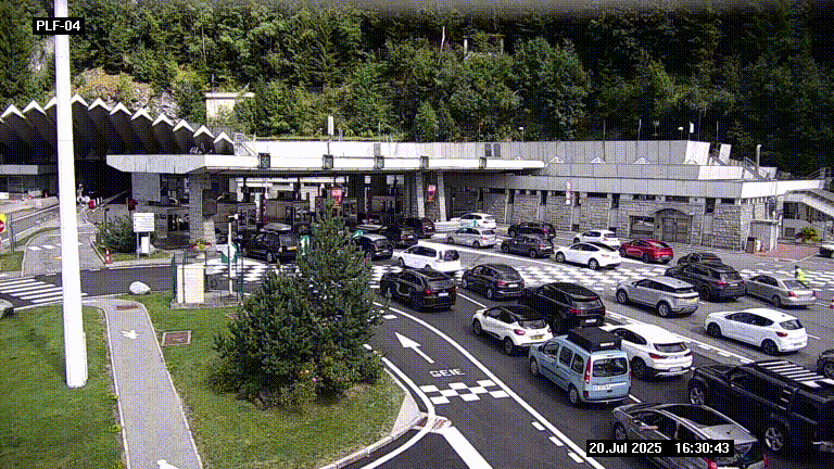 Webcam au péage du tunnel du Mont-Blanc, côté entrée France à Chamonix, au bout de l'A40