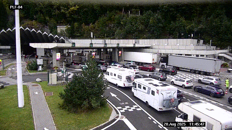 Webcam au péage du tunnel du Mont-Blanc, côté entrée France à Chamonix, au bout de l'A40