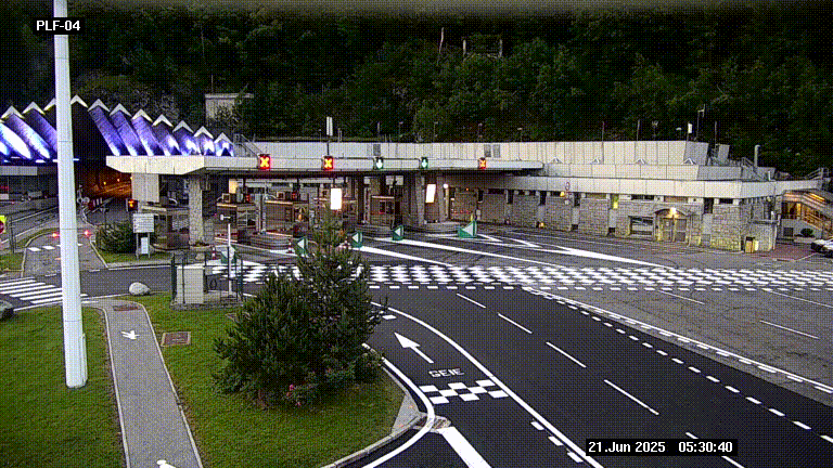 Webcam au péage du tunnel du Mont-Blanc, côté entrée France à Chamonix, au bout de l'A40
