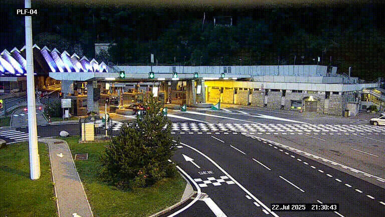 Webcam au péage du tunnel du Mont-Blanc, côté entrée France à Chamonix, au bout de l'A40