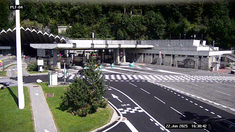 Webcam au péage du tunnel du Mont-Blanc, côté entrée France à Chamonix, au bout de l'A40