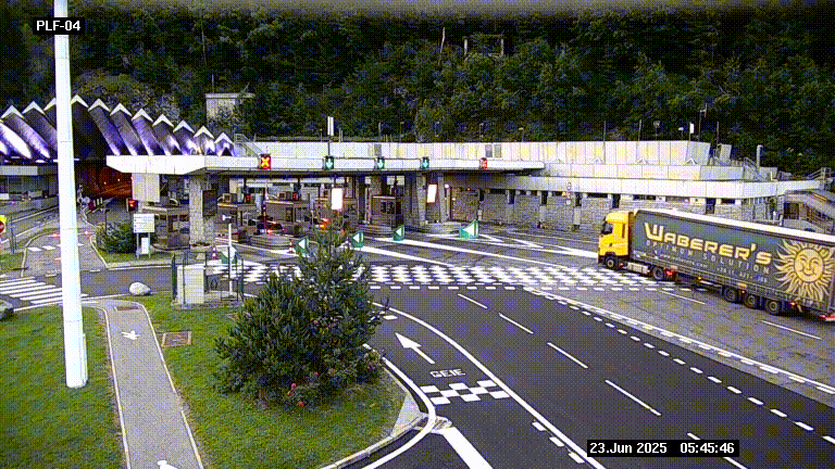 Webcam au péage du tunnel du Mont-Blanc, côté entrée France à Chamonix, au bout de l'A40