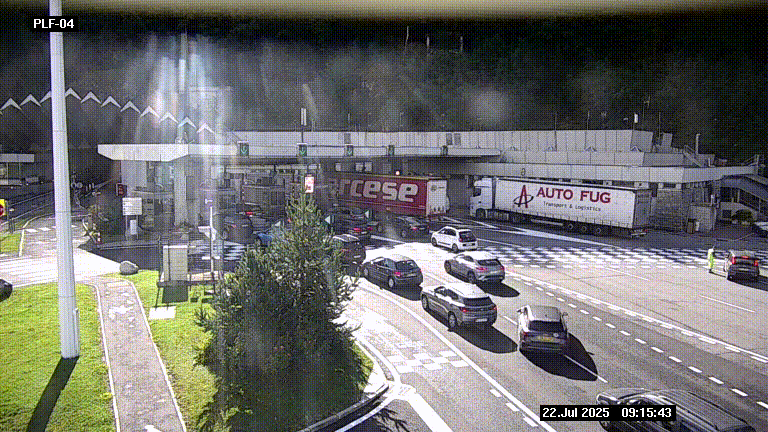 <h2>Webcam au péage du tunnel du Mont-Blanc, côté entrée France à Chamonix, au bout de l'A40</h2>