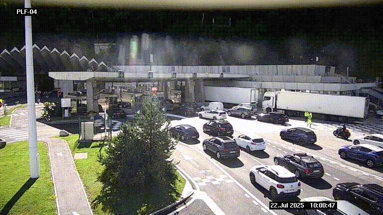 Webcam au péage du tunnel du Mont-Blanc, côté entrée France à Chamonix, au bout de l'A40