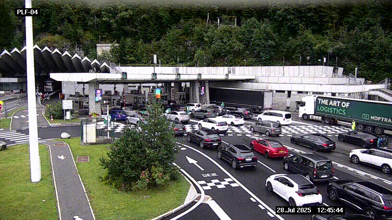Webcam au péage du tunnel du Mont-Blanc, côté entrée France à Chamonix, au bout de l'A40