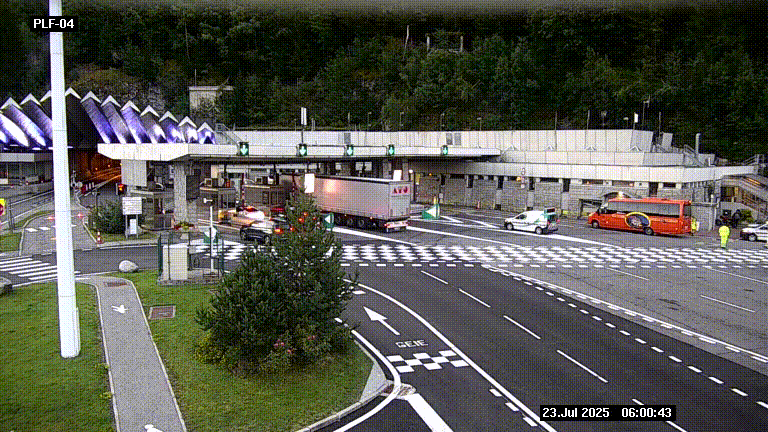 <h2>Webcam au péage du tunnel du Mont-Blanc, côté entrée France à Chamonix, au bout de l'A40</h2>