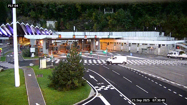Webcam au péage du tunnel du Mont-Blanc, côté entrée France à Chamonix, au bout de l'A40