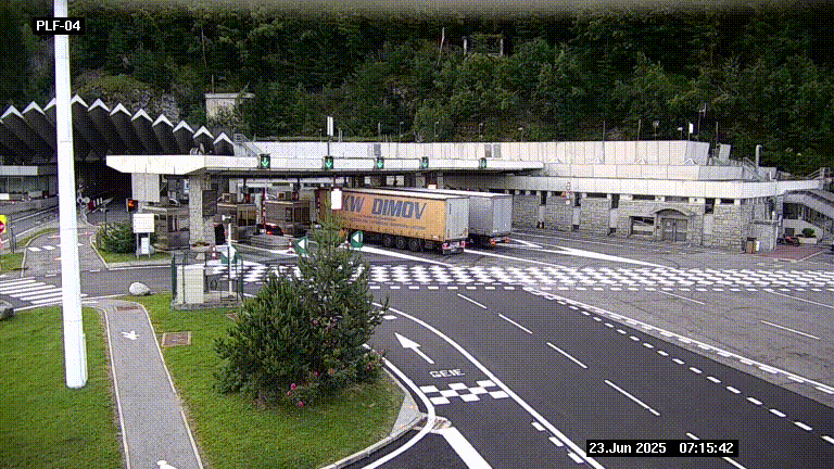 Webcam au péage du tunnel du Mont-Blanc, côté entrée France à Chamonix, au bout de l'A40