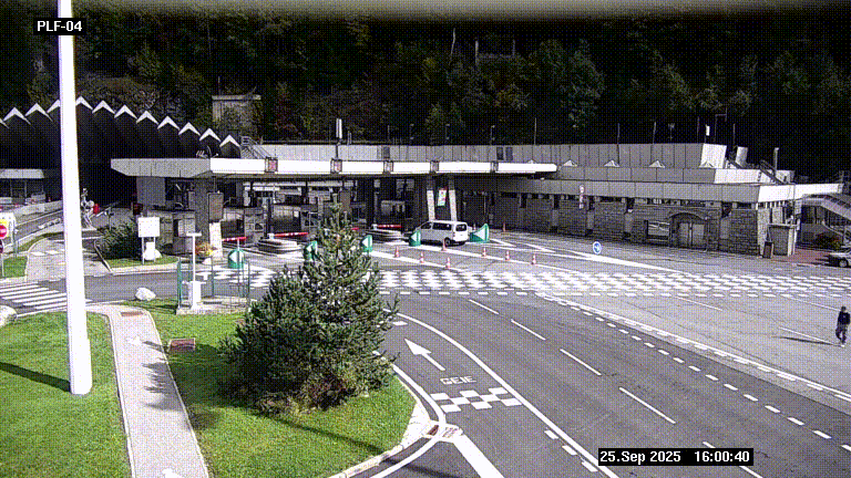 Webcam au péage du tunnel du Mont-Blanc, côté entrée France à Chamonix, au bout de l'A40