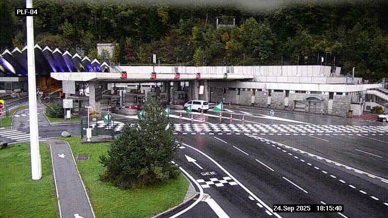 Webcam au péage du tunnel du Mont-Blanc, côté entrée France à Chamonix, au bout de l'A40