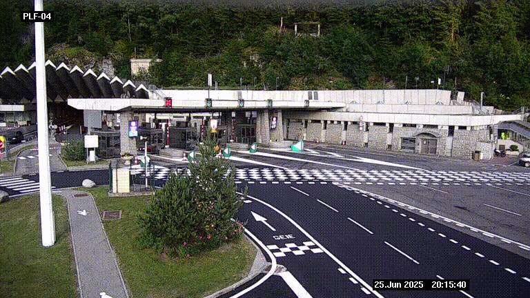 Webcam au péage du tunnel du Mont-Blanc, côté entrée France à Chamonix, au bout de l'A40