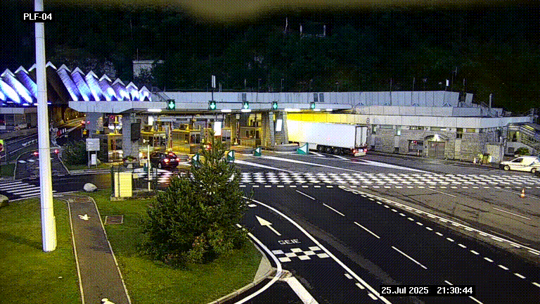 Webcam au péage du tunnel du Mont-Blanc, côté entrée France à Chamonix, au bout de l'A40