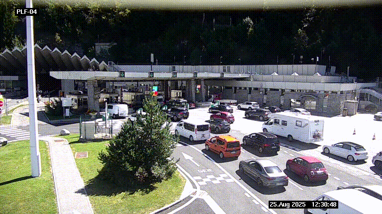 Webcam au péage du tunnel du Mont-Blanc, côté entrée France à Chamonix, au bout de l'A40