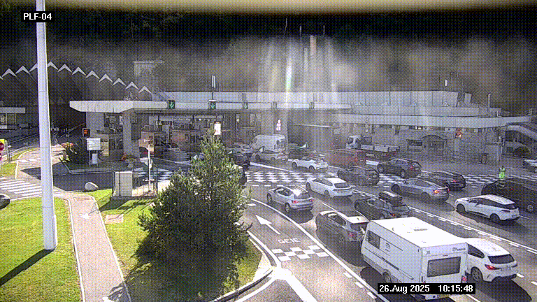 Webcam au péage du tunnel du Mont-Blanc, côté entrée France à Chamonix, au bout de l'A40
