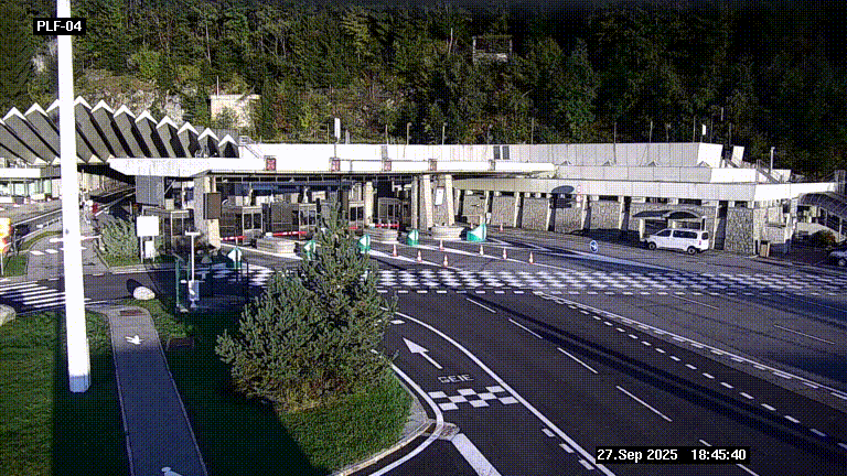 Webcam au péage du tunnel du Mont-Blanc, côté entrée France à Chamonix, au bout de l'A40