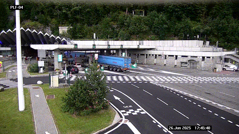 Webcam au péage du tunnel du Mont-Blanc, côté entrée France à Chamonix, au bout de l'A40
