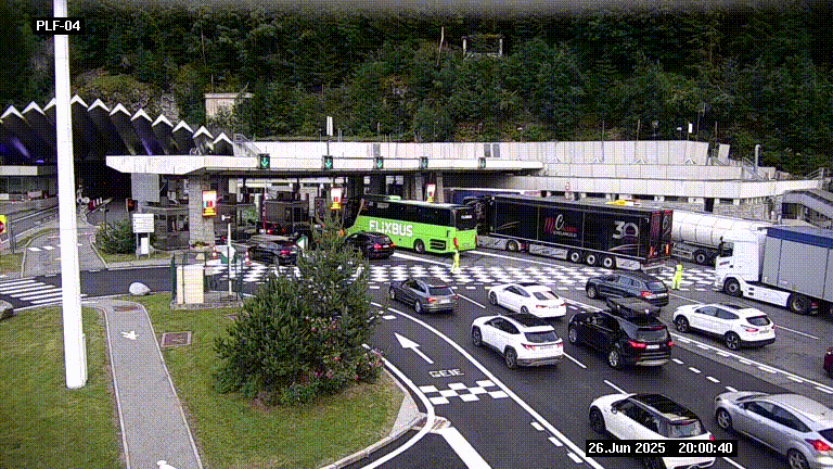 Webcam au péage du tunnel du Mont-Blanc, côté entrée France à Chamonix, au bout de l'A40