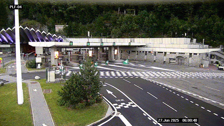 Webcam au péage du tunnel du Mont-Blanc, côté entrée France à Chamonix, au bout de l'A40