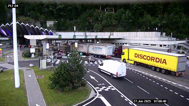 Webcam au péage du tunnel du Mont-Blanc, côté entrée France à Chamonix, au bout de l'A40