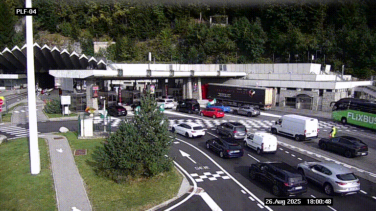 Webcam au péage du tunnel du Mont-Blanc, côté entrée France à Chamonix, au bout de l'A40